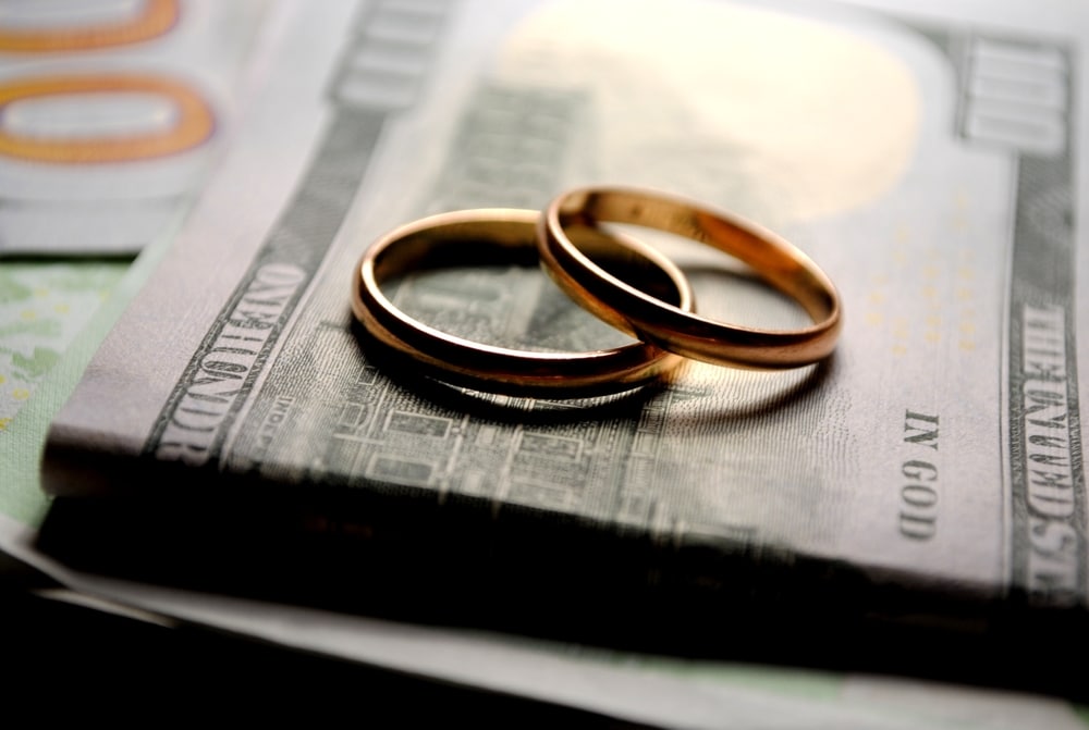 What Happens If Your Spouse Empties a Joint Account During Your Divorce?